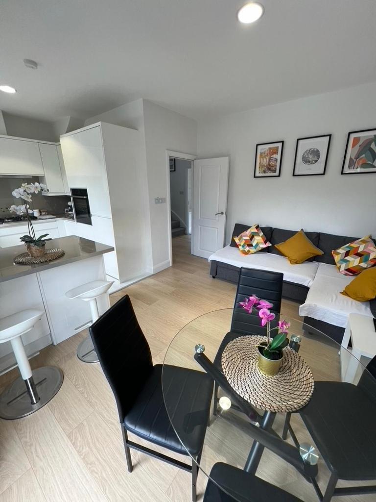 Zenobia London Luxury Apartments Finchley Bagian luar foto