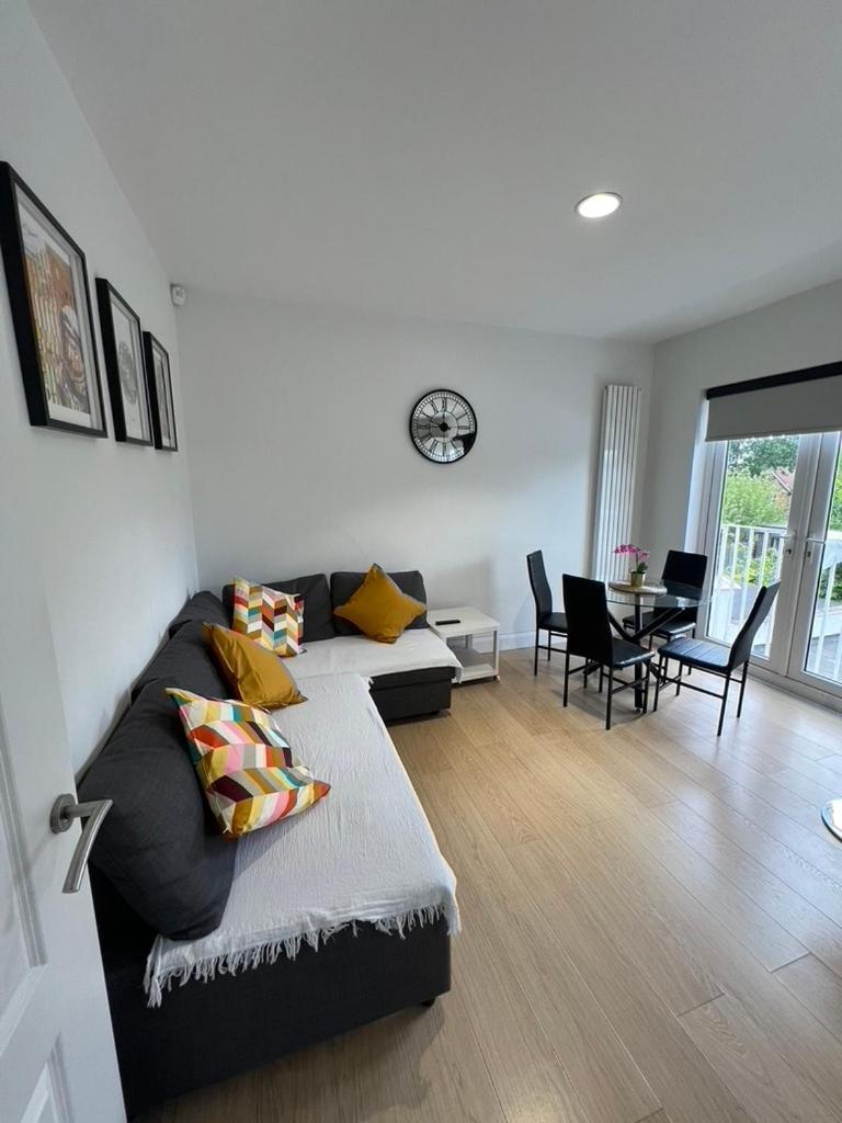 Zenobia London Luxury Apartments Finchley Bagian luar foto