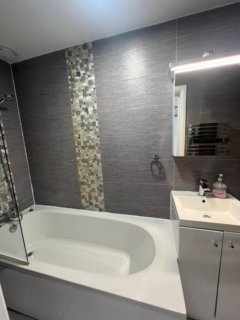 Zenobia London Luxury Apartments Finchley Bagian luar foto