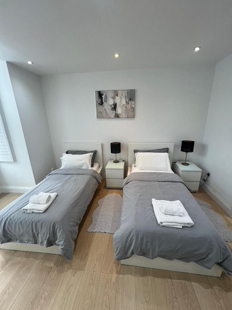 Zenobia London Luxury Apartments Finchley Bagian luar foto