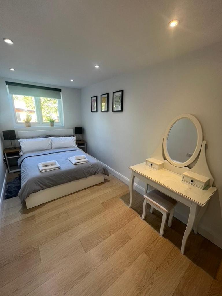 Zenobia London Luxury Apartments Finchley Bagian luar foto