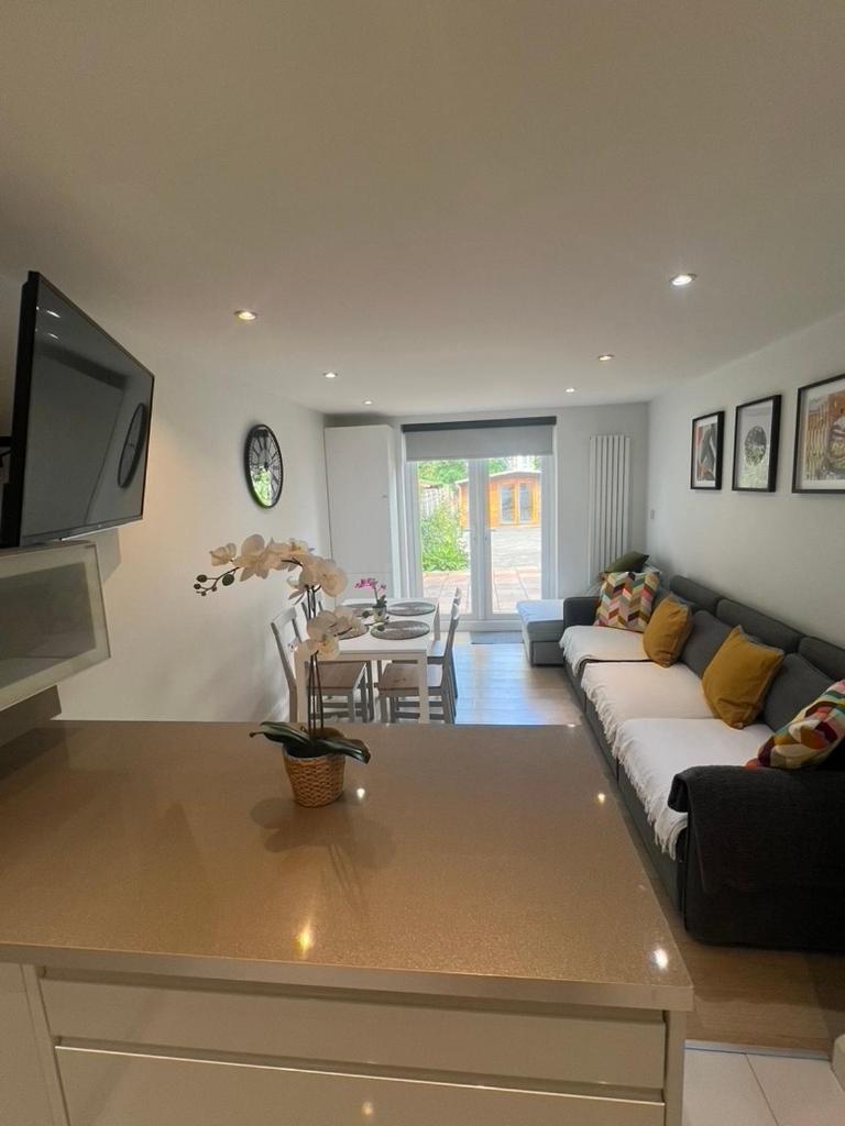 Zenobia London Luxury Apartments Finchley Bagian luar foto